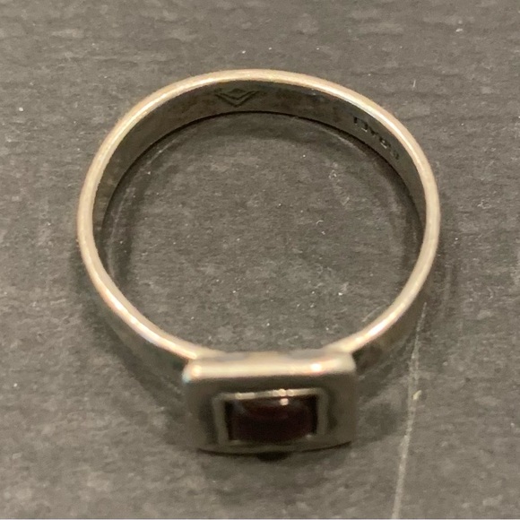 Silpada Sterling Silver Garnet Hammered Square Ring - Picture 3 of 4